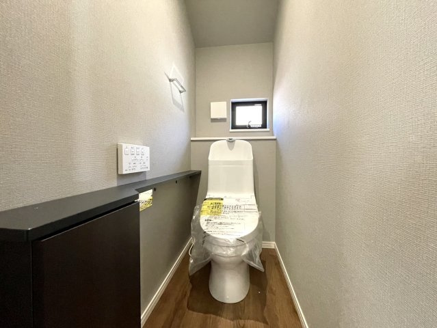練馬区早宮1丁目　吹抜け大型リビング　限定1棟のトイレ