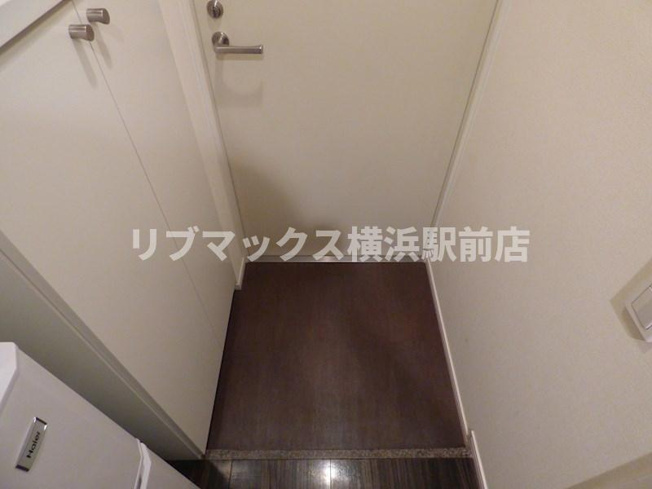 【玄関】リヴシティ横浜東ベイサイド