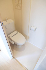 【トイレ】 | ガーデニア中野 | 温水洗浄便座。