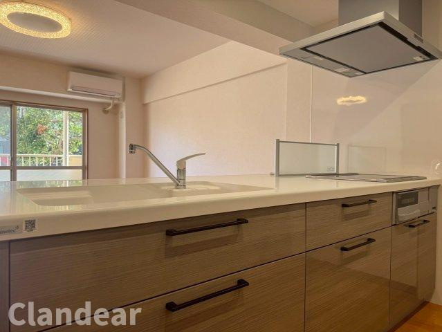 ファミール南常盤平のキッチン|ドキドキの新生活も、安心してスタート。ぴったりの住まいを見つけませんか？クランディアが一緒に住まい選びをサポートします‼　まずは、お気軽にお問合せください　＃クランディア