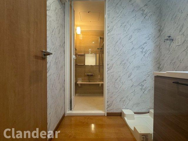 ファミール南常盤平のランドリースペース|ドキドキの新生活も、安心してスタート。ぴったりの住まいを見つけませんか？クランディアが一緒に住まい選びをサポートします‼　まずは、お気軽にお問合せください　＃クランディア