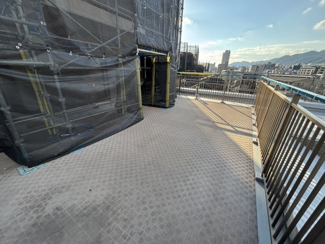 藤和ライブタウン六甲石屋川公園のバルコニー|ルーフバルコニー