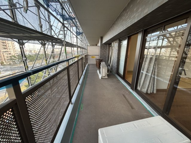 藤和ライブタウン六甲石屋川公園のバルコニー