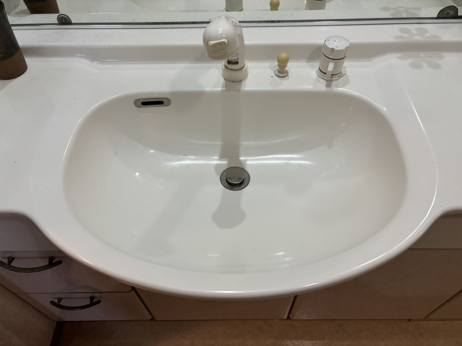 藤和ライブタウン六甲石屋川公園の独立洗面台