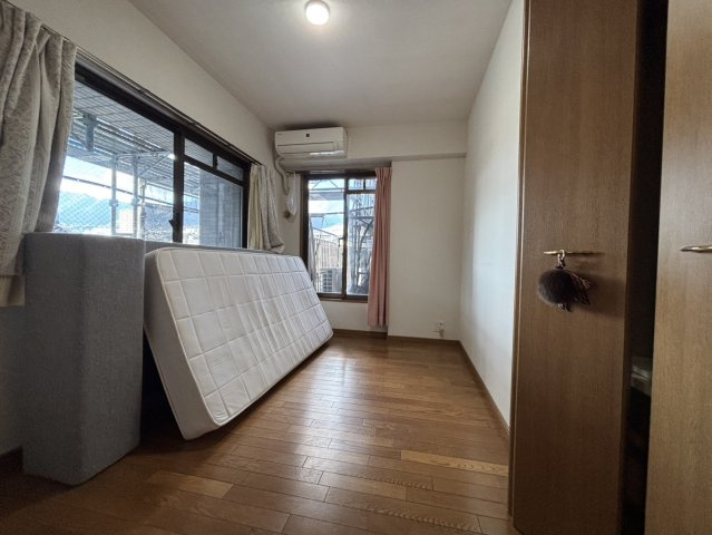 藤和ライブタウン六甲石屋川公園の洋室