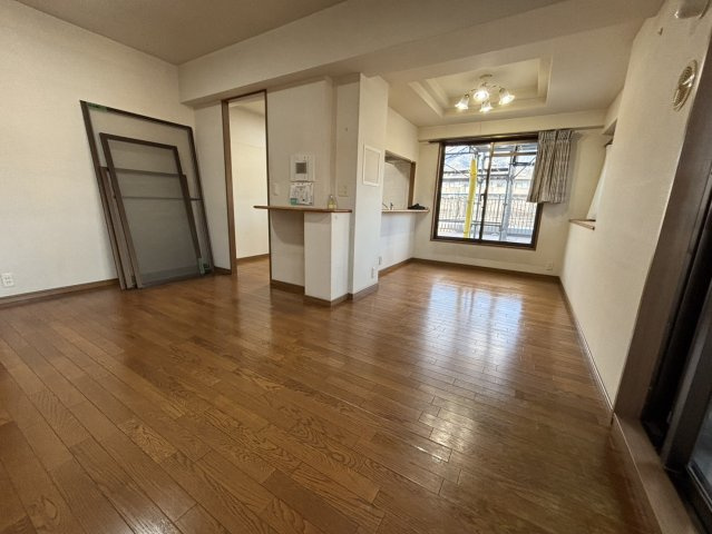 藤和ライブタウン六甲石屋川公園の居間・リビング