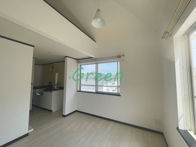 【居間・リビング】 | ラ・フォンテ山下