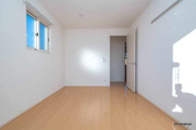 ディアコート金箱の洋室