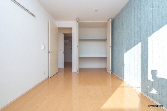 ディアコート金箱の洋室