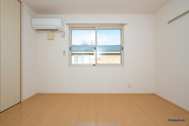 ディアコート金箱の洋室