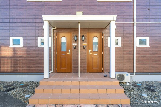 ディアコート金箱のエントランス