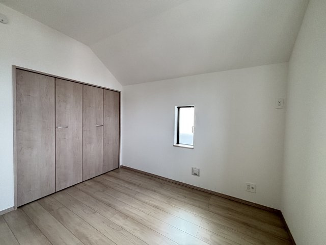 天白区島田黒石4期｜名古屋市の戸建ならホームアップの洋室|【売主施工例】全室収納付き