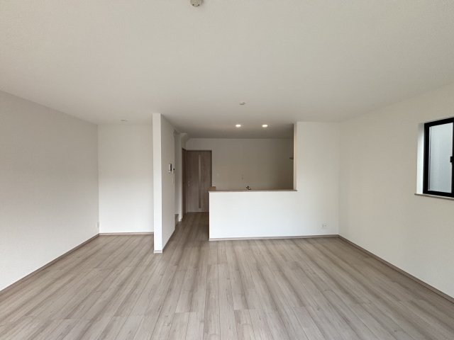 天白区島田黒石4期｜名古屋市の戸建ならホームアップの居間・リビング|【売主施工例】使いやすいリビング