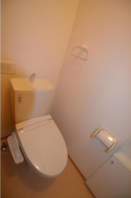 【トイレ】 | フロレスタ | 独立型のトイレルーム☆