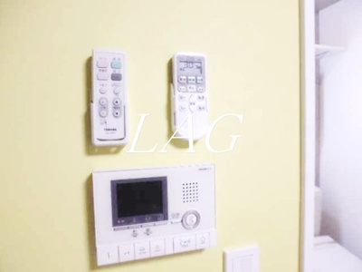 【セキュリティ】 | リシェス北千住 | モニター付きインターホンです。