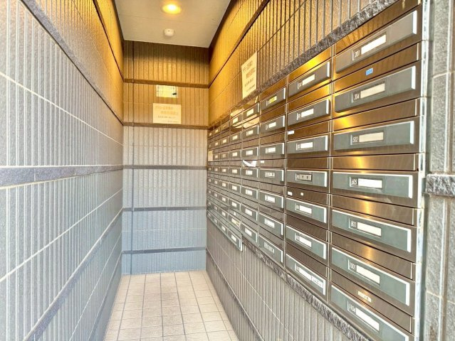 エスリード野洲第2 4Fの設備|集合ポスト。