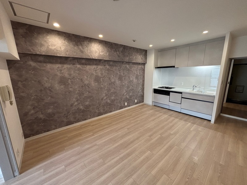 ローレルハイツ北天満2号棟の居間・リビング