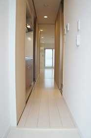 リブリ・ジョリーメゾンの玄関