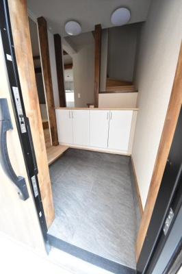 【玄関】 | 日暮通1丁目貸家