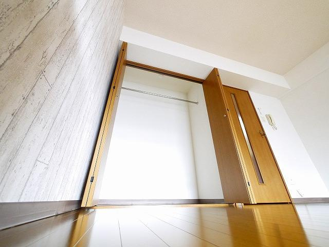 カサフェリス富雄　壱番館の収納|大きなものも収納できそうです