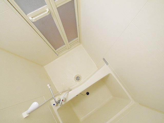 カサフェリス富雄　壱番館の浴室|日々の暮らしに欠かせないお風呂です