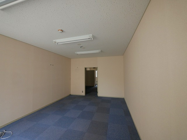 松村ビルの内装