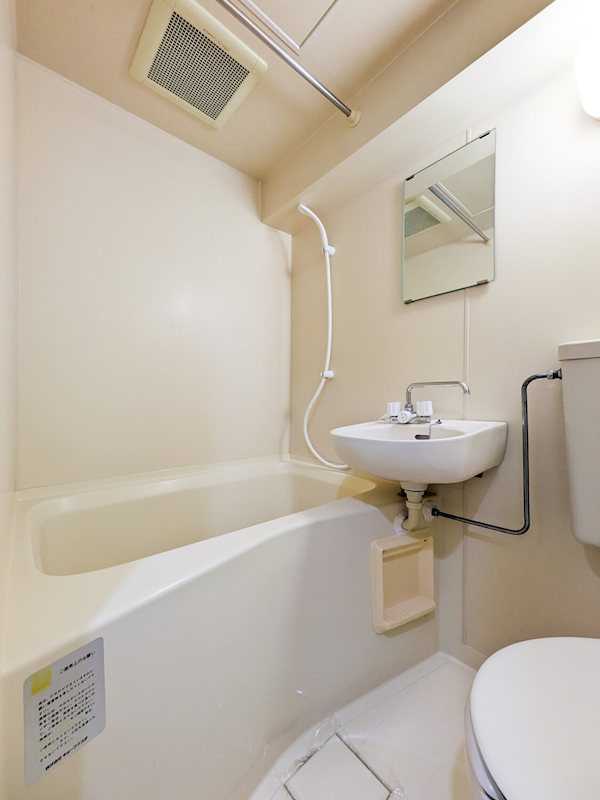 新品家具付きマンション南大井16(KaGood東京)の洗面所