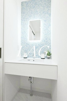 【洗面所】 | ウイスタリア東五反田ビル | 独立洗面台(モデルルーム)です。