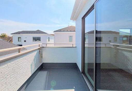 【新築】坂戸市にっさい花みず木11期 １号棟のバルコニー|陽当り良好なバルコニーです