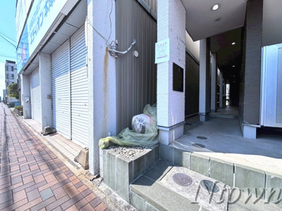 【エントランス】 | エメテラス | エントランスです