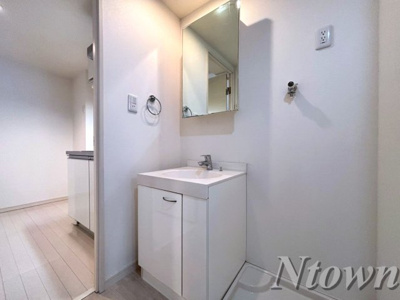 【独立洗面台】 | エメテラス | 独立洗面台、朝の身支度には欠かせません