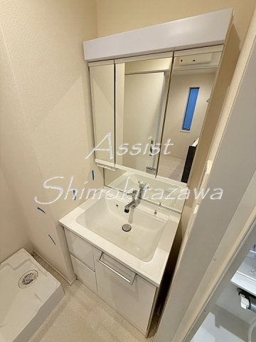 Verde初台の独立洗面台