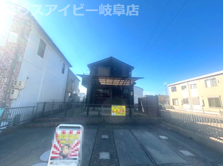 【外観】 | 大治町リフォーム済み中古住宅築20年！お車並列3台可能！カーポート付きお庭・駐輪場あり！周辺環境良好 | 大治町リフォーム済み中古住宅築20年！お車並列3台可能！カーポート付きお庭・駐輪場あり！周辺環境良好