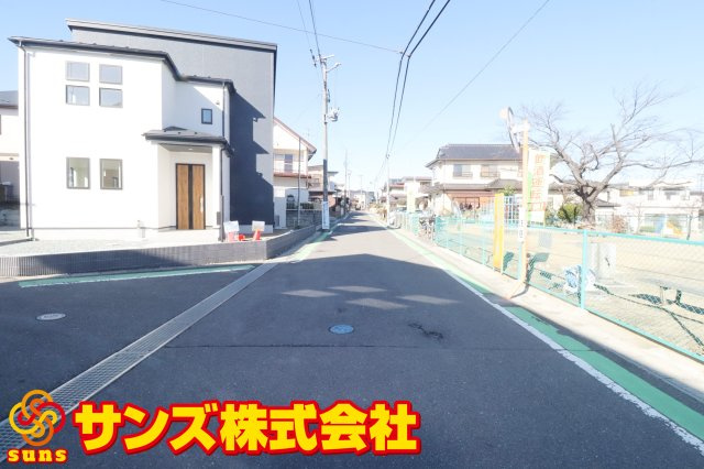郡山市富田町字坦ノ腰　　　１号棟　　富田小学校、富田中学区の外観|北側前面道路