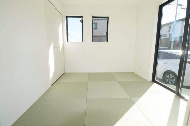 郡山市富田町字坦ノ腰　　　１号棟　　富田小学校、富田中学区の和室