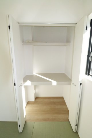 郡山市富田町字坦ノ腰　　　１号棟　　富田小学校、富田中学区のトイレ