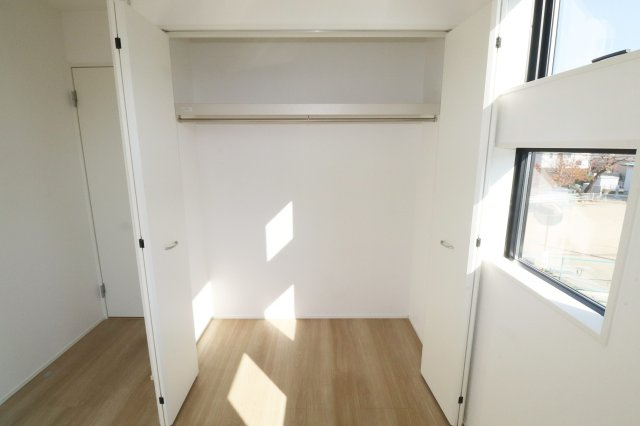 郡山市富田町字坦ノ腰　　　１号棟　　富田小学校、富田中学区の収納