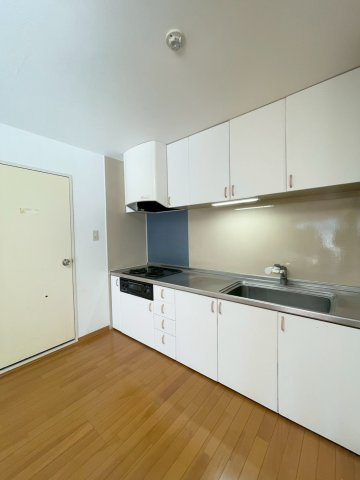 プレジデントハイツ根津のキッチン