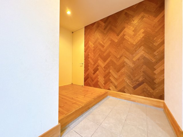 【中古住宅】川口市東貝塚の玄関