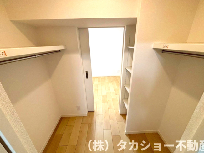 【収納】 | 稲毛東映マンション　B棟 | ウォークスルークローゼットです!!