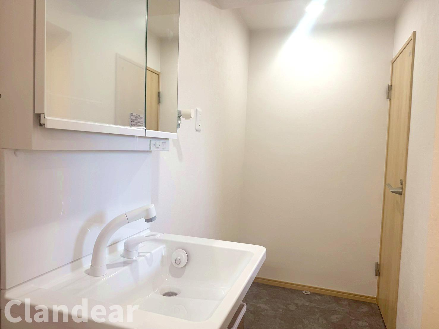 多幸ビルの独立洗面台|ドキドキの新生活も、安心してスタート。ぴったりの住まいを見つけませんか？クランディアが一緒に住まい選びをサポートします‼　まずは、お気軽にお問合せください　＃クランディア