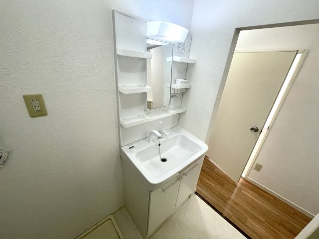独立洗面化粧台付き☆