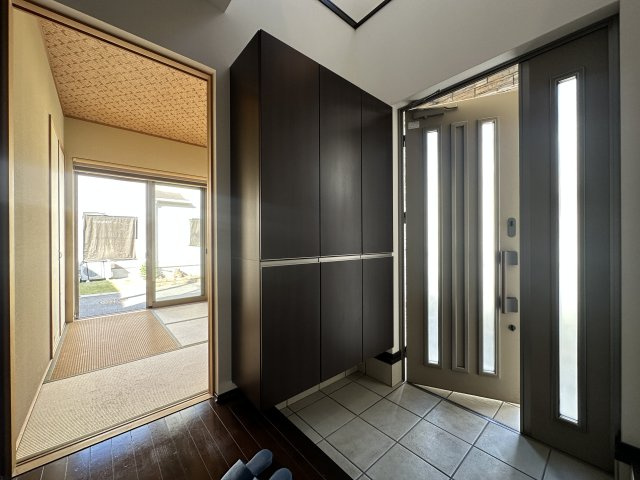 神戸市西区白水2丁目戸建の玄関