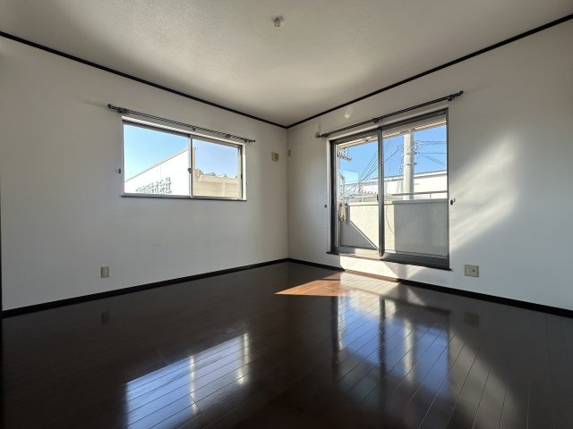 神戸市西区白水2丁目戸建の洋室