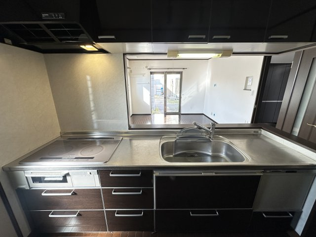神戸市西区白水2丁目戸建のキッチン