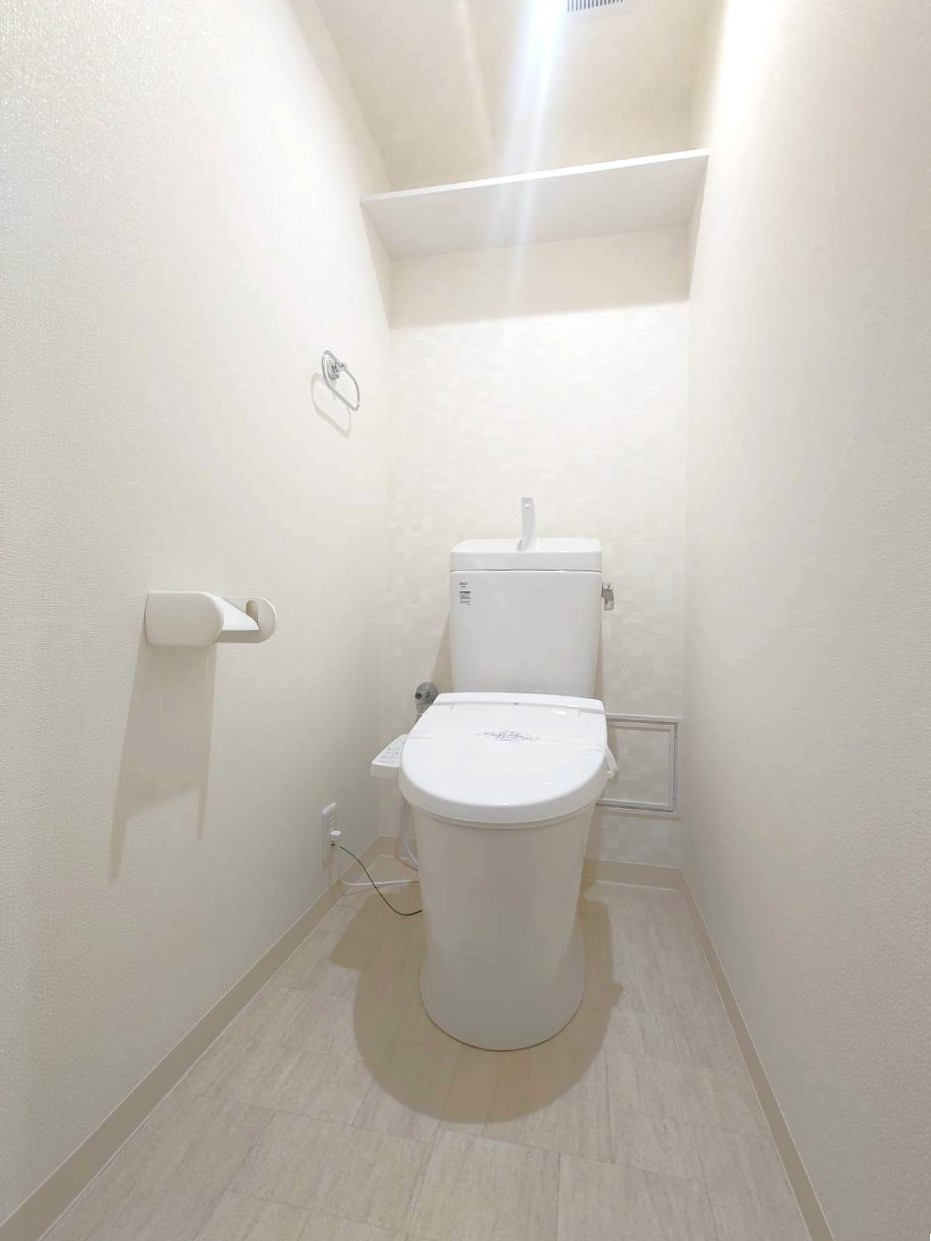 ◆２０２５年１１月リフォーム完了◆南面バルコニーにつき陽当たり・通風良好◆サンシティ桂坂３番館のトイレ|トイレ