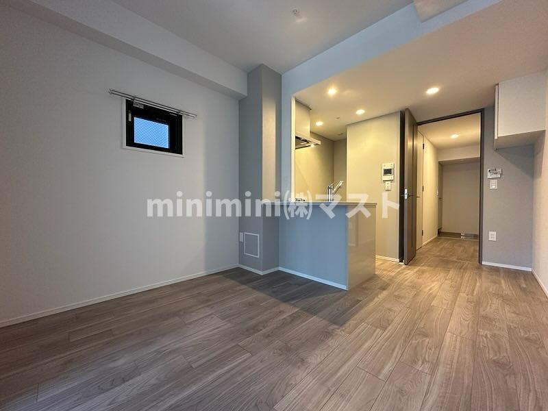 レジュールアッシュ谷町四丁目グランクラスの居間・リビング