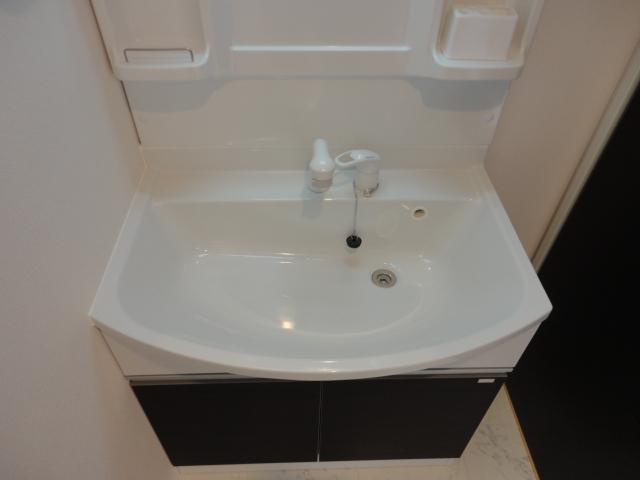 ＣＯＮＴＲＡＩＬの洗面所|洗髪洗面化粧台