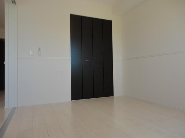 ＣＯＮＴＲＡＩＬの内装|洋室