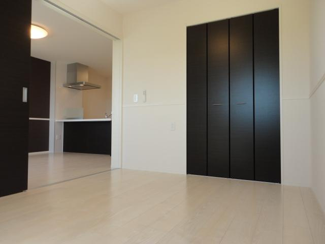 ＣＯＮＴＲＡＩＬの内装|洋室